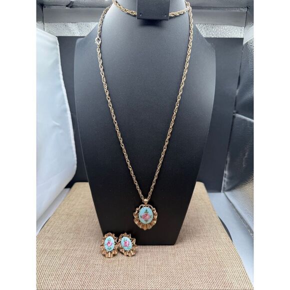 Vintage Guilloché Enamel Necklace & Clip-On Earrings Set – Pink Rose on Blue